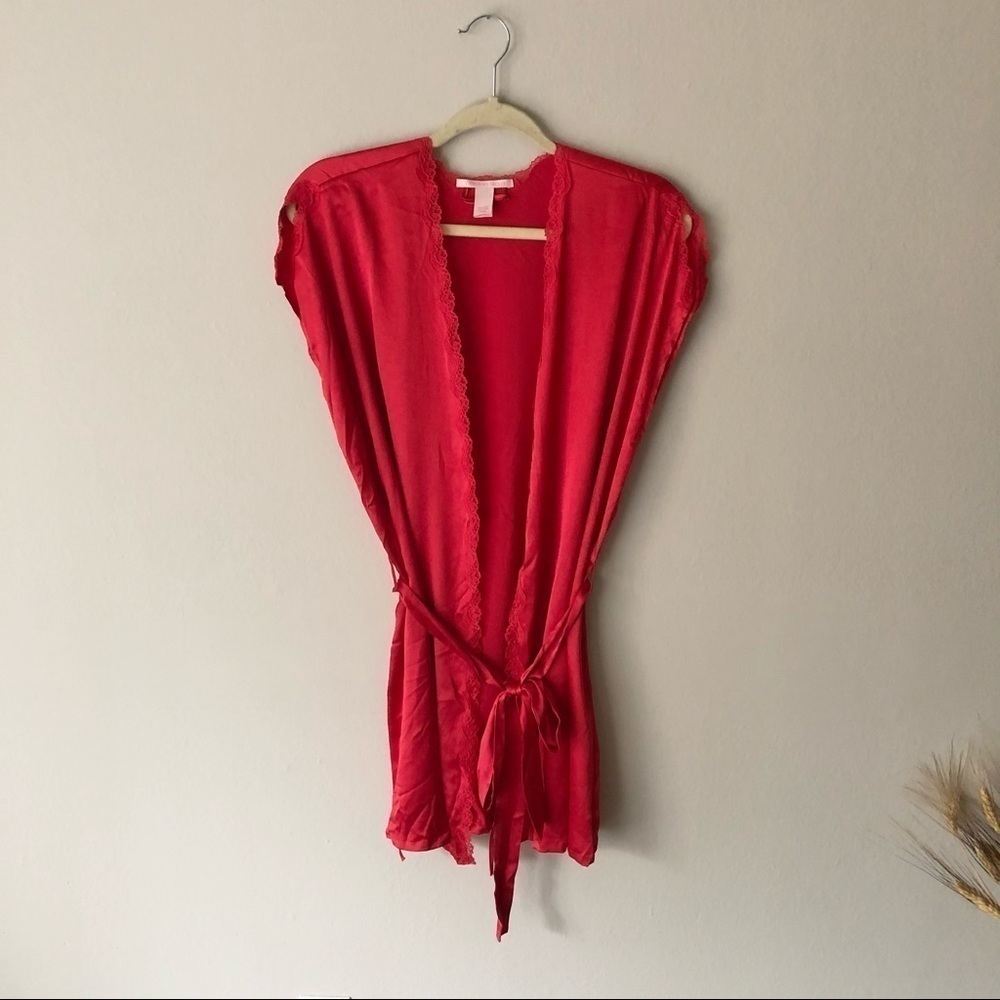 Victoria's Secret Belted Lace Trim Short Sleeve Robe Red M